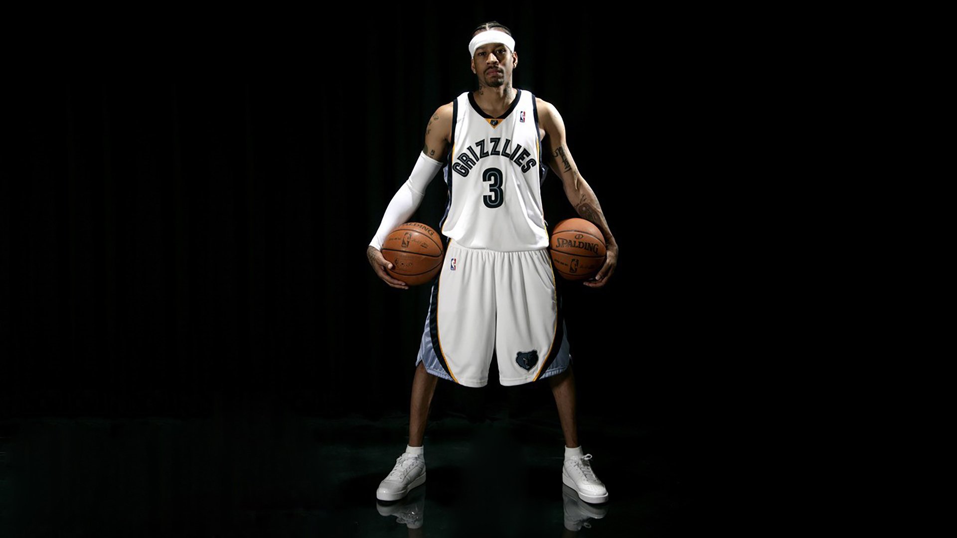 虚拟现实技术在电竞领域的应用：沉浸式体验与互动性增强，虚拟现实实战